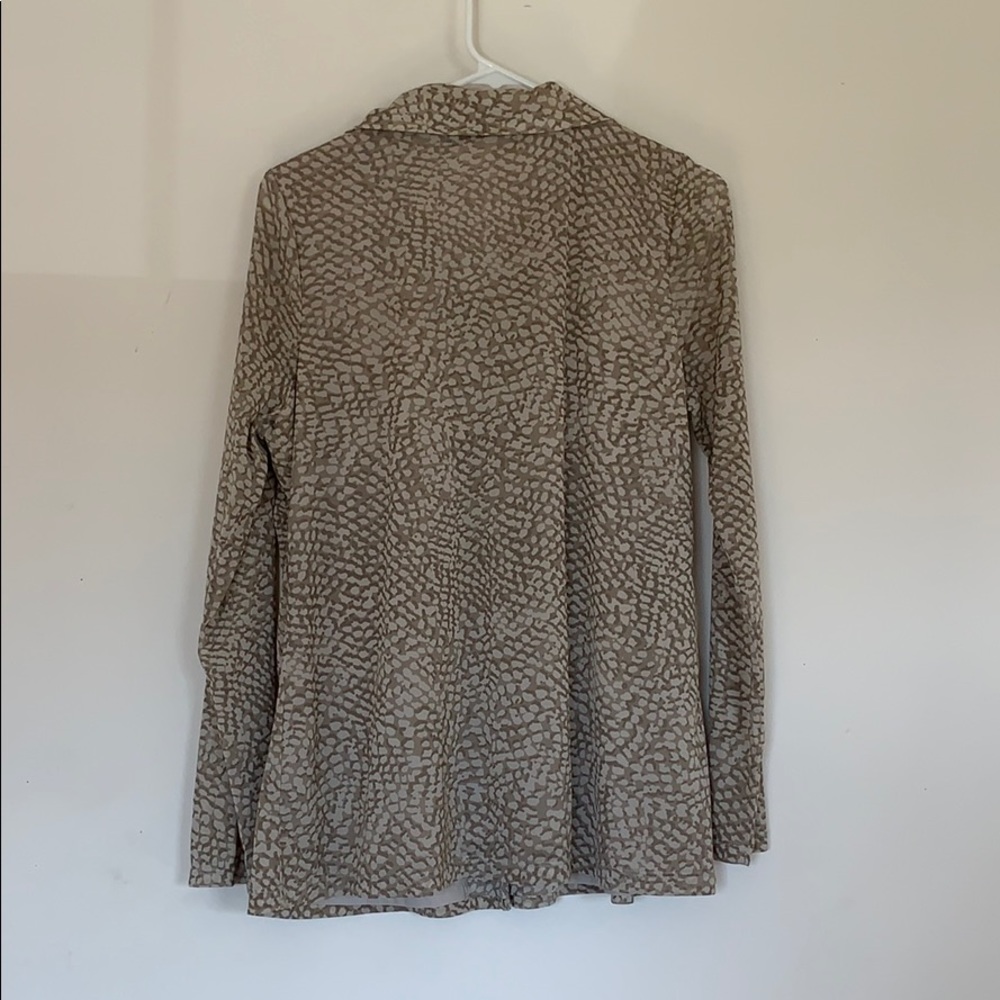 Frilly Blouse - Picture 7 of 7